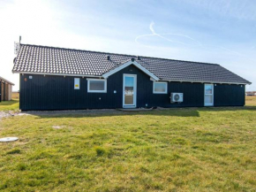 10 person holiday home in Harbo re